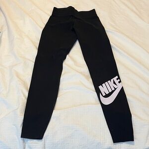 Nike women’s Black and White Logo Leggings